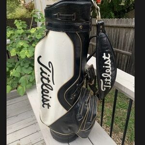 Titleist golf bag